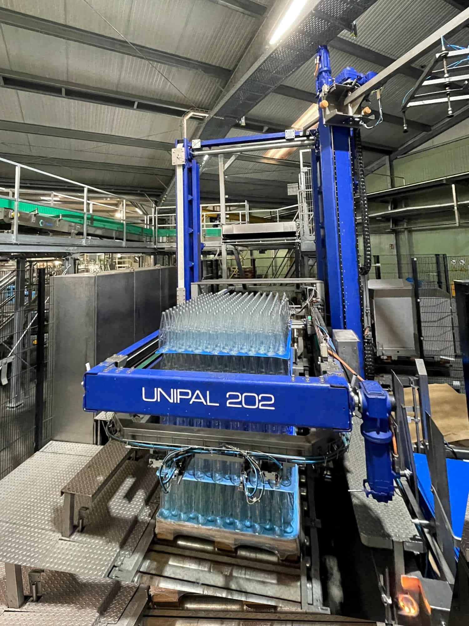 Vista frontale of BMS Unipal 202