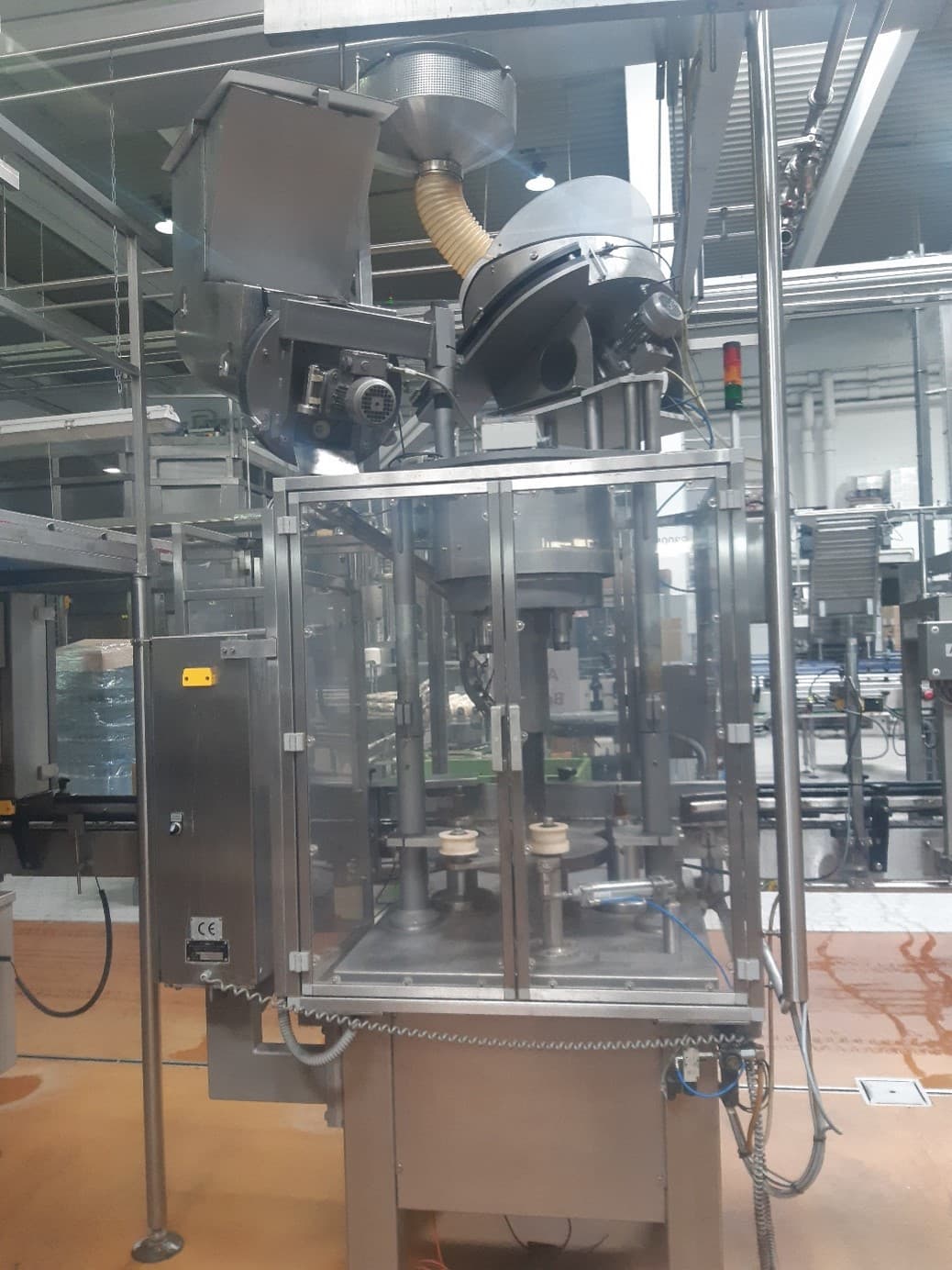 Vista frontale della Dr. Datz GmbH VS 4 L