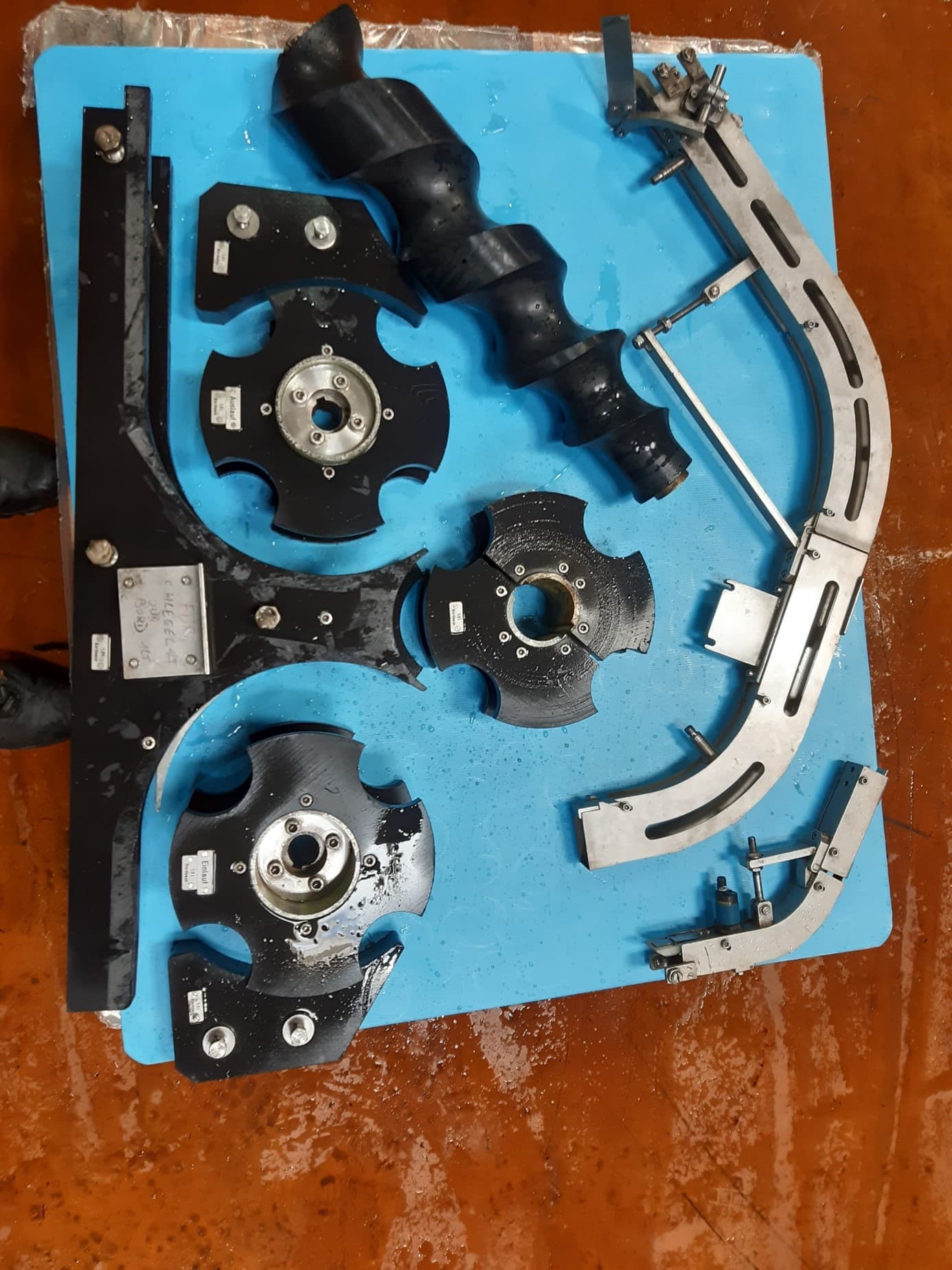Accessori of Dr. Datz GmbH VS 4 L