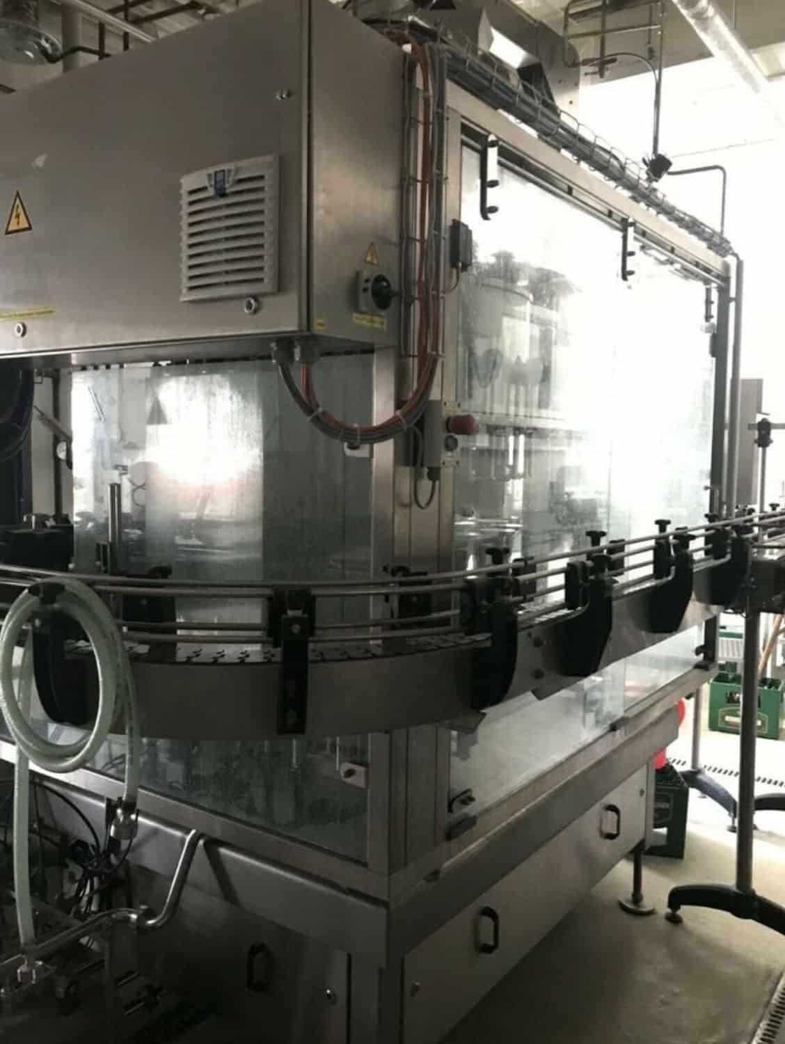 Sala di lavoro di Nagel, PAC, Juwatec Linea di riempimento bicchieri a rendere per birra e bibite