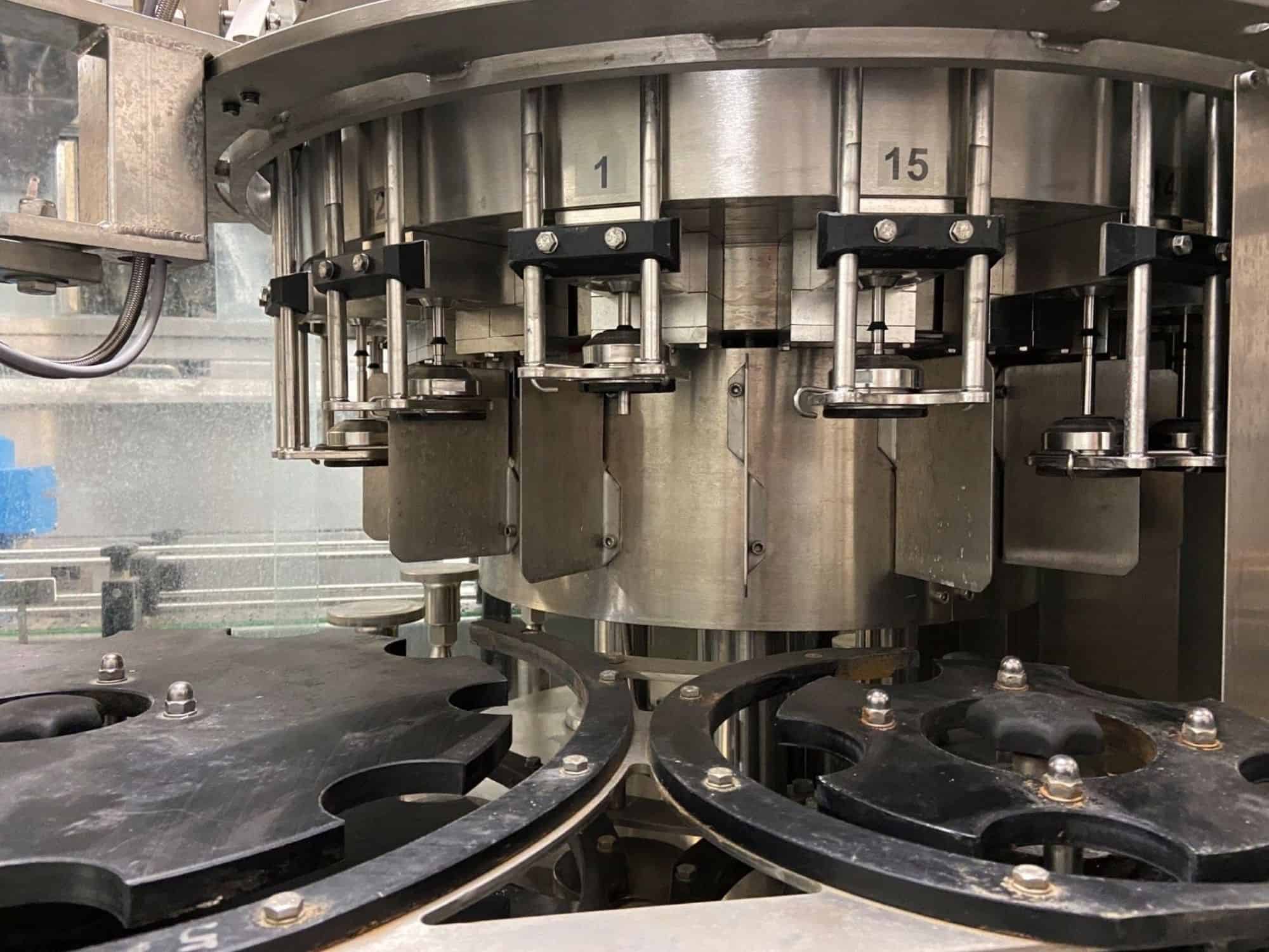 Sala di lavoro di Nagel, PAC, Juwatec Linea di riempimento bicchieri a rendere per birra e bibite