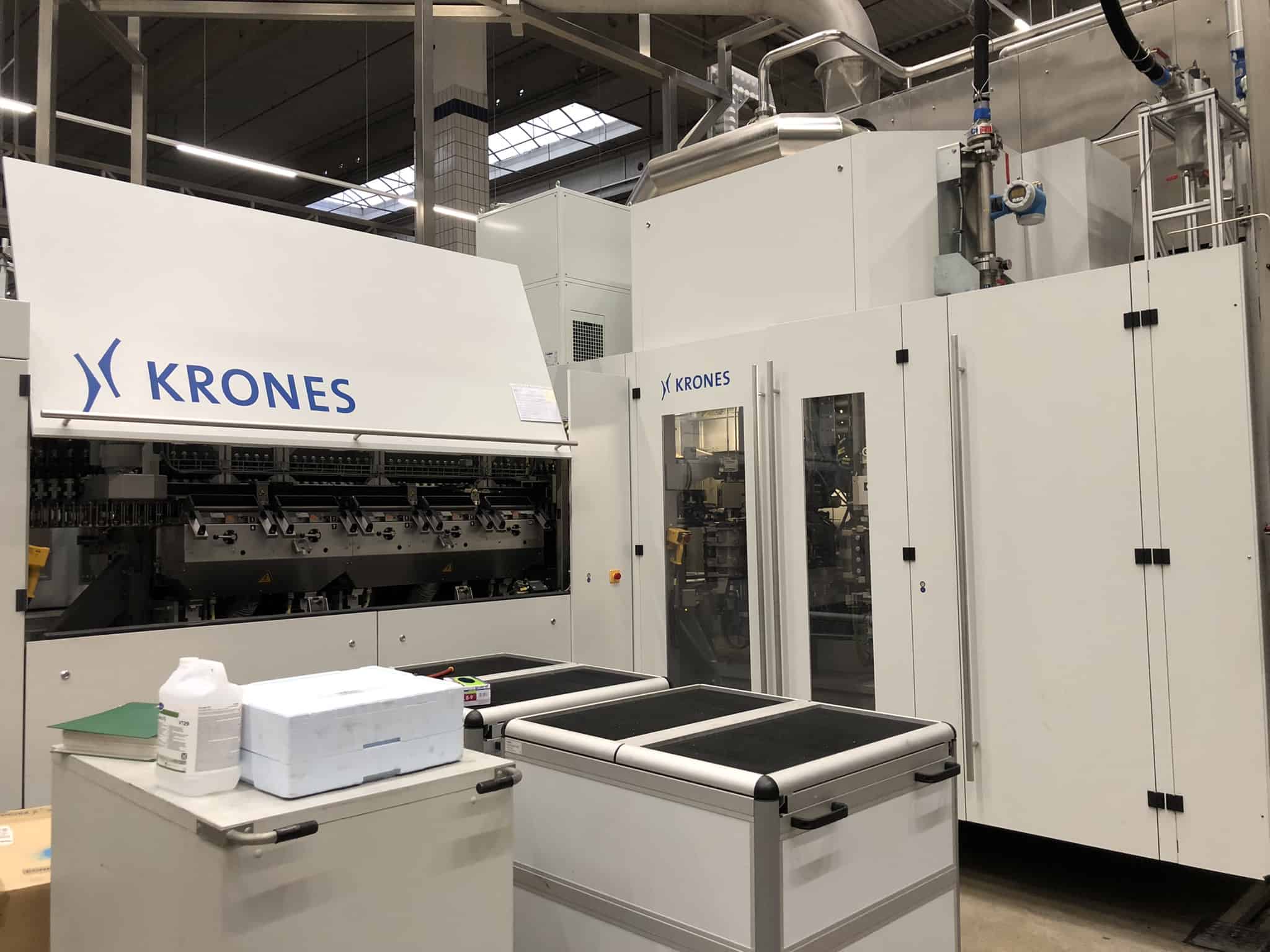 Vista frontale di Krones -