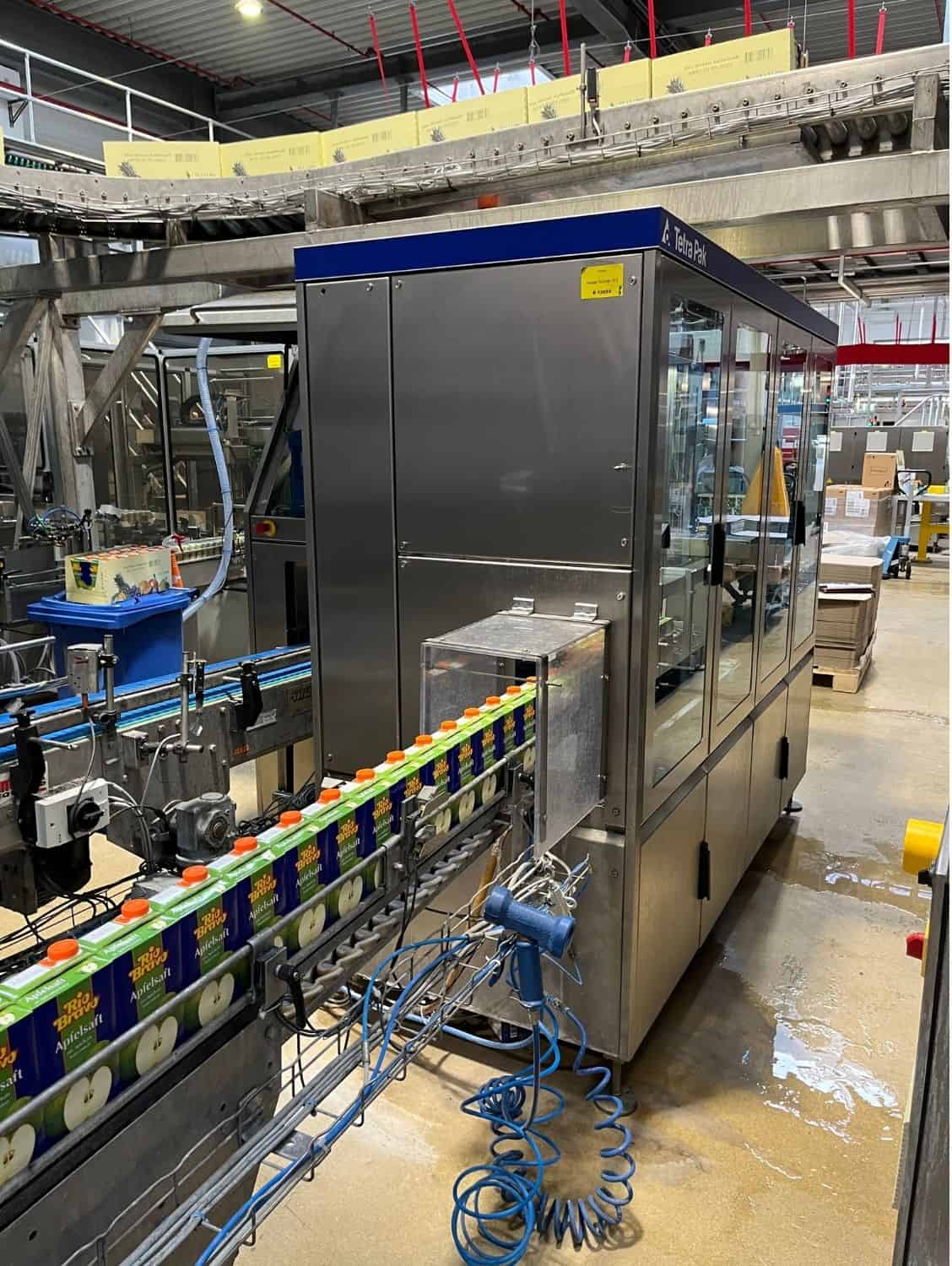 Vista laterale of Tetra Pak TBA 21