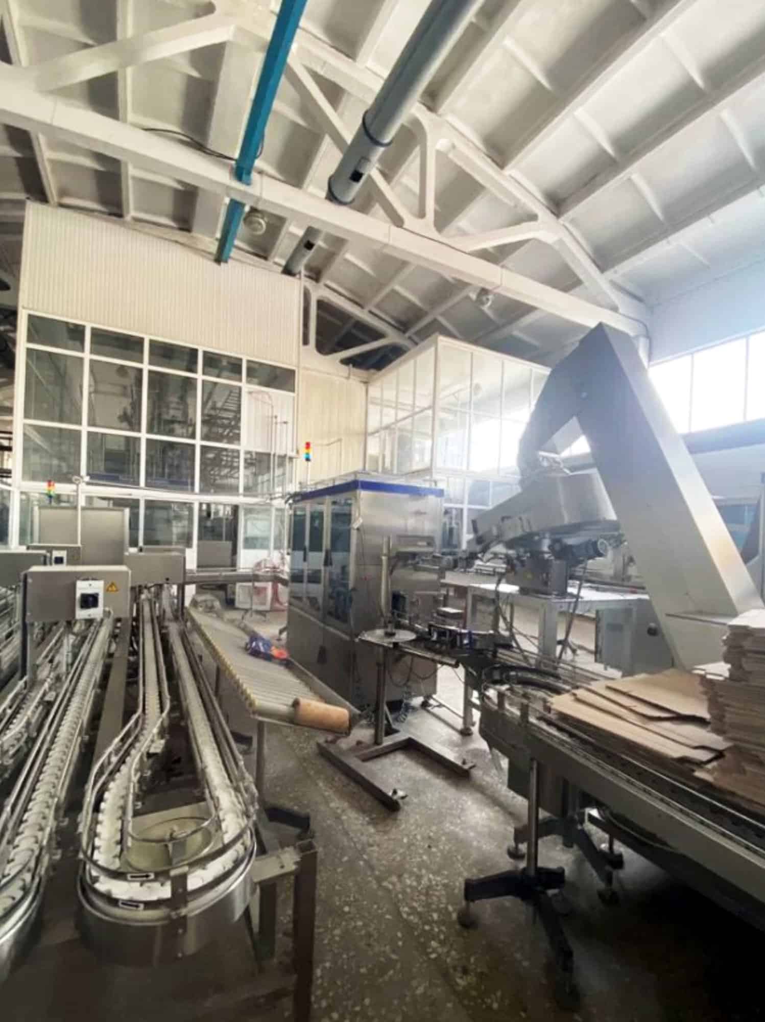 Vista laterale of Tetra Pak TBA 8-1000 SQ